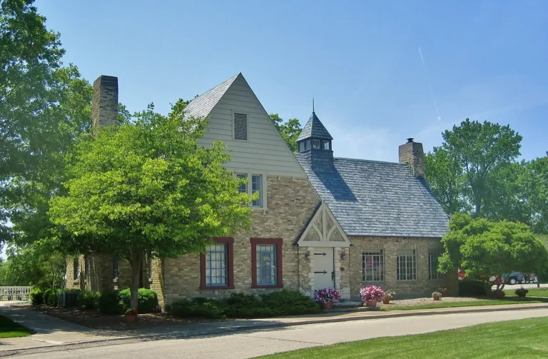 Clubhouse 1